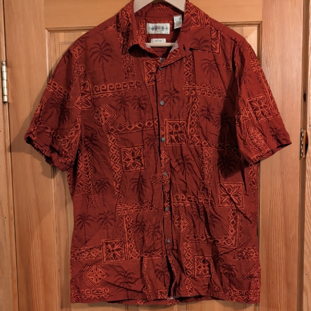 Men's Tropical Patterned Button Down Shirt in Deep Red